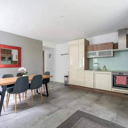 Coy - Garden Comfort For Work Family Near Vienna Apartament