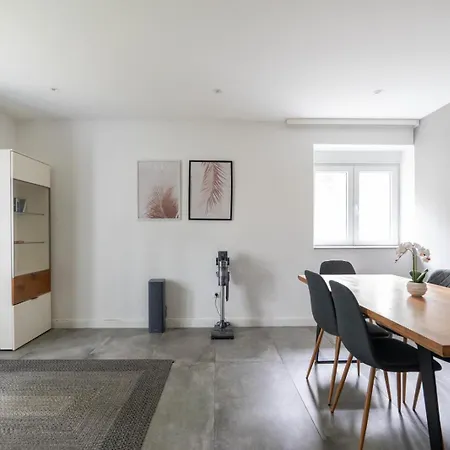 Coy - Garden Comfort For Work Family Near Vienna Apartament