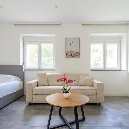 Coy - Garden Comfort For Work Family Near Vienna *